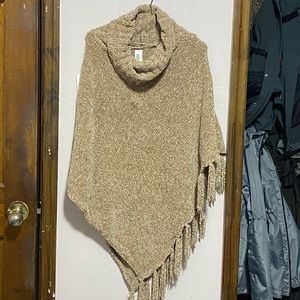 Forever 21 one size poncho